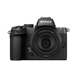 z50II with 17mm 1.4 dx